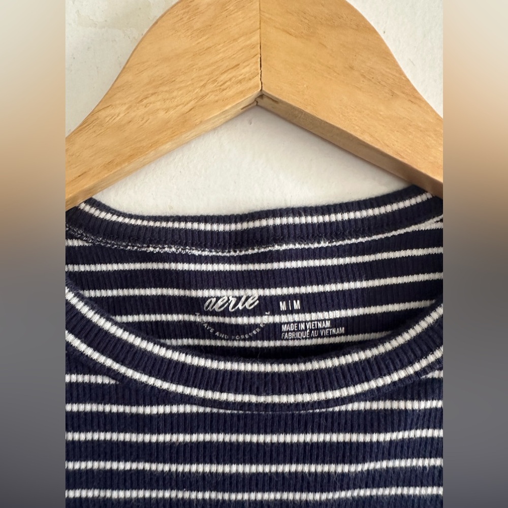 Aerie Navy Blue/White Striped Cotton Classic Tank Top size Medium EUC - Picture 2 of 5